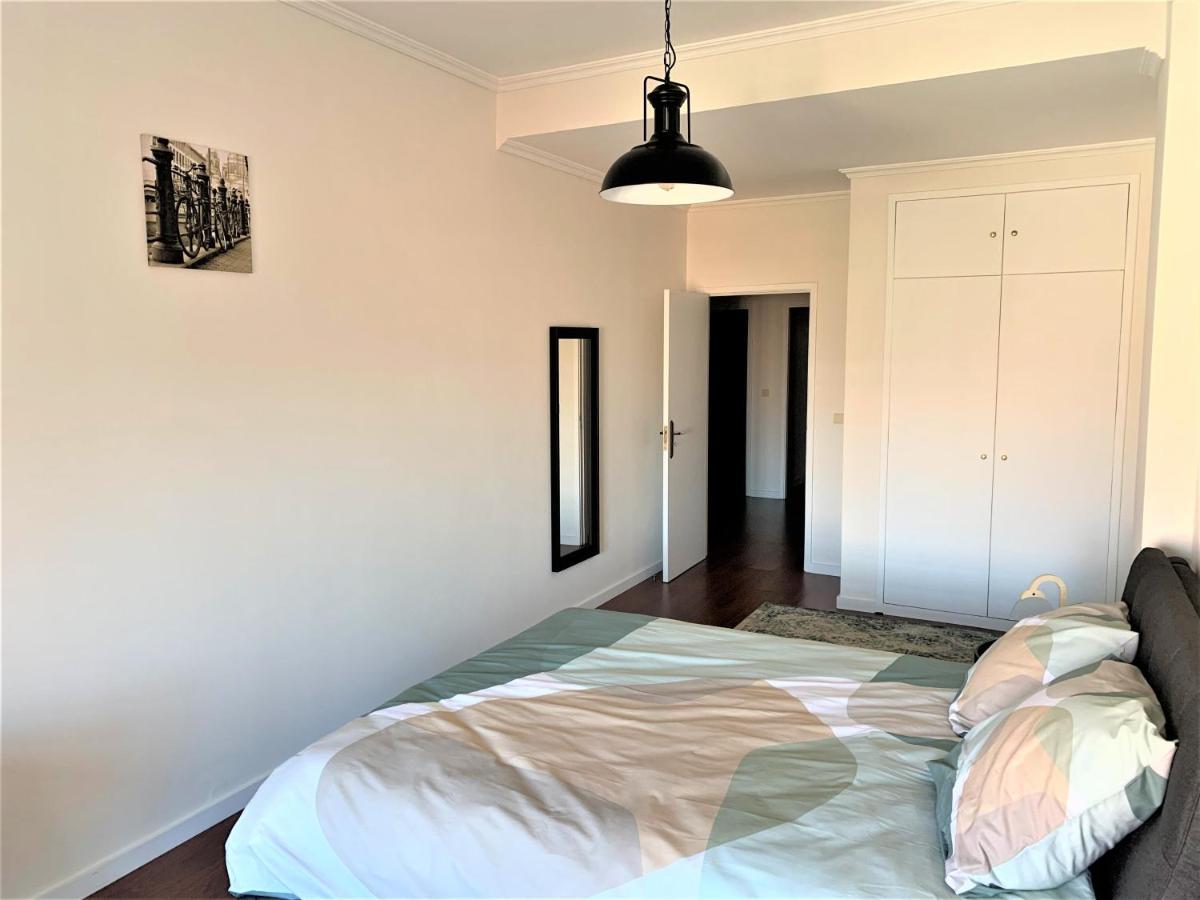 Charm City Center Apt 140M2 & Free Parking Apartment Braga Bagian luar foto