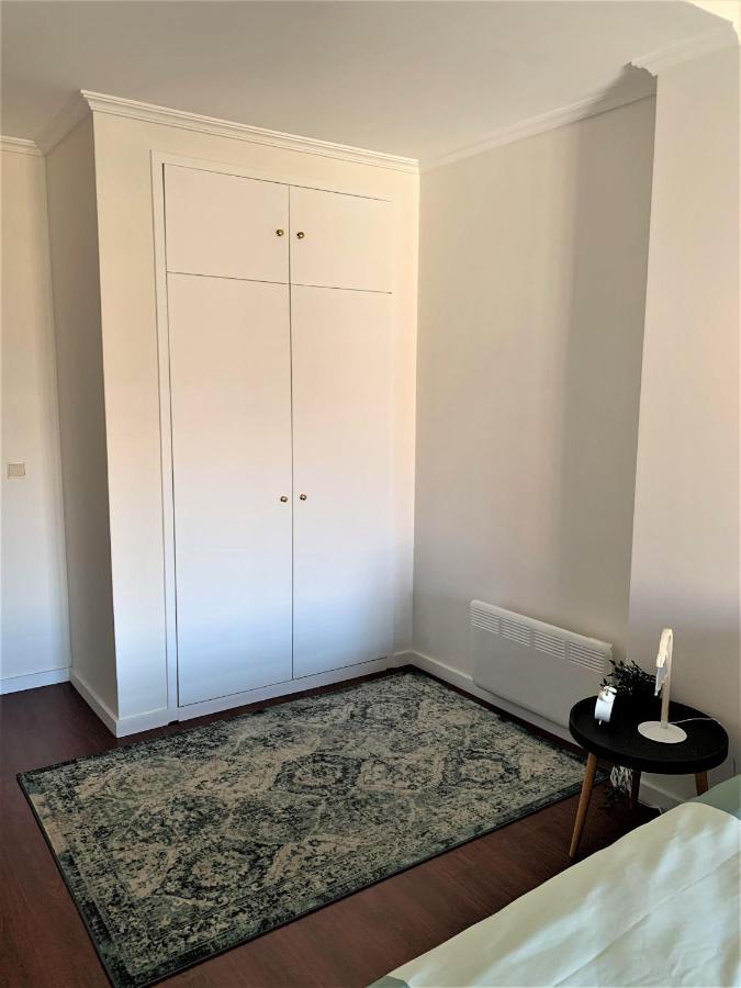 Charm City Center Apt 140M2 & Free Parking Apartment Braga Bagian luar foto