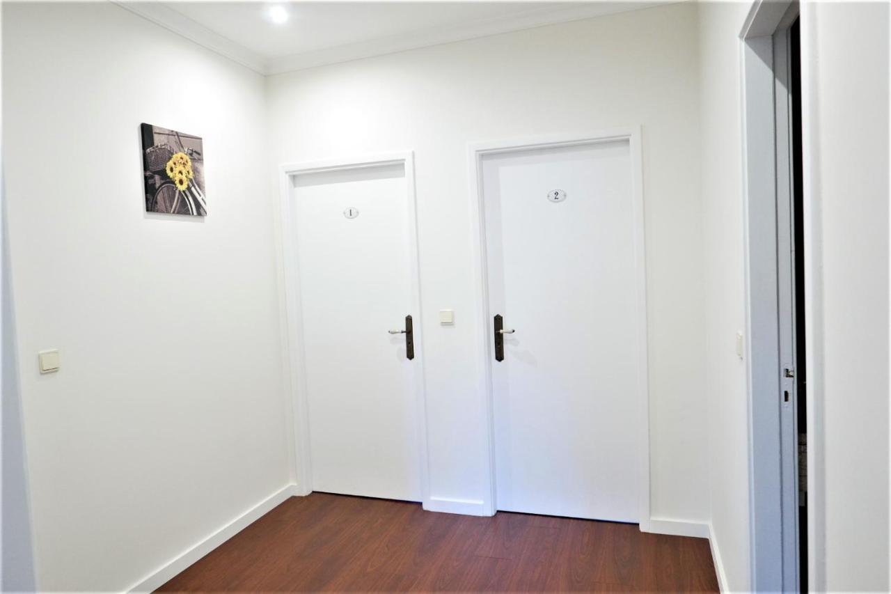 Charm City Center Apt 140M2 & Free Parking Apartment Braga Bagian luar foto