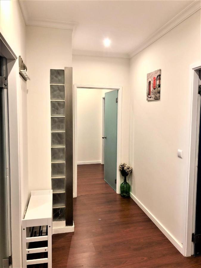 Charm City Center Apt 140M2 & Free Parking Apartment Braga Bagian luar foto